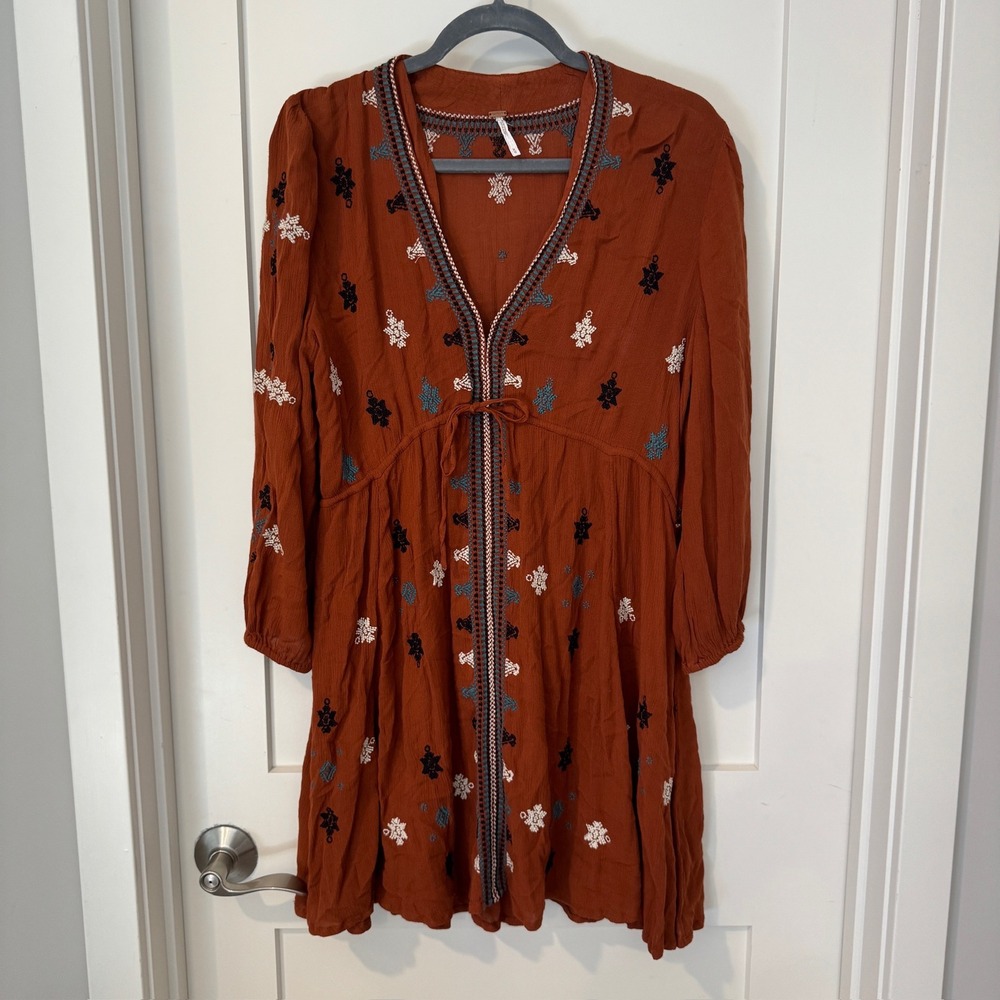 Free People Embroidered Boho Mini Dress Rust Orange V-Neck Long Sleeve Size M